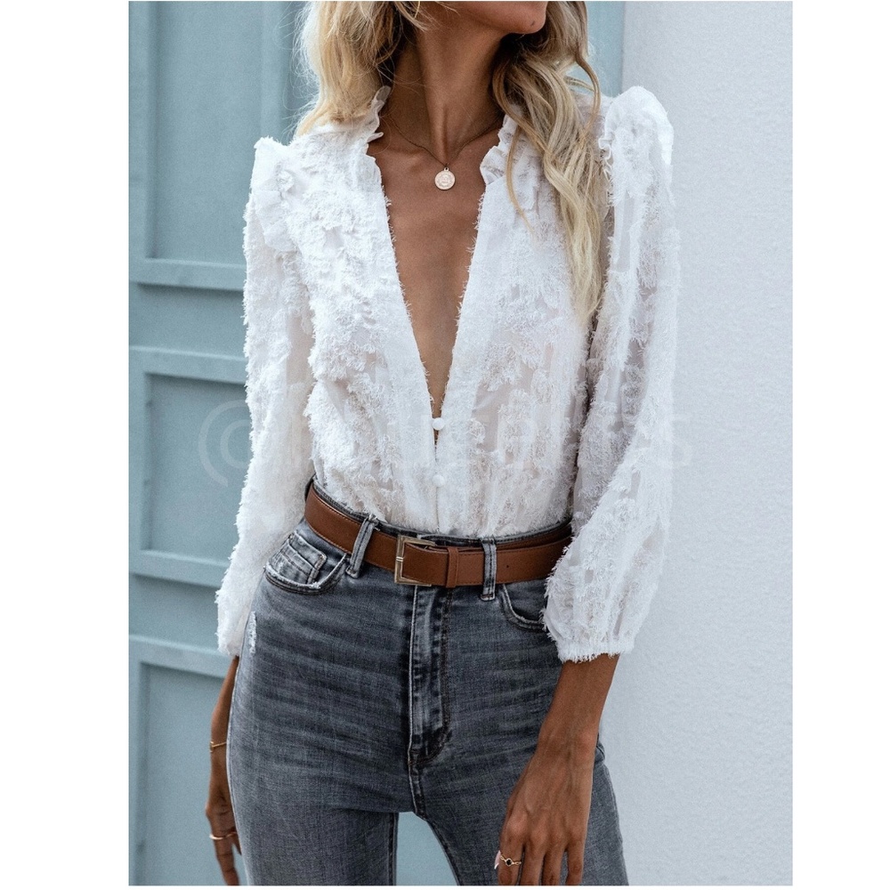 White Casual Textured Shirt Button Up Down Floral - Picture 2 of 16